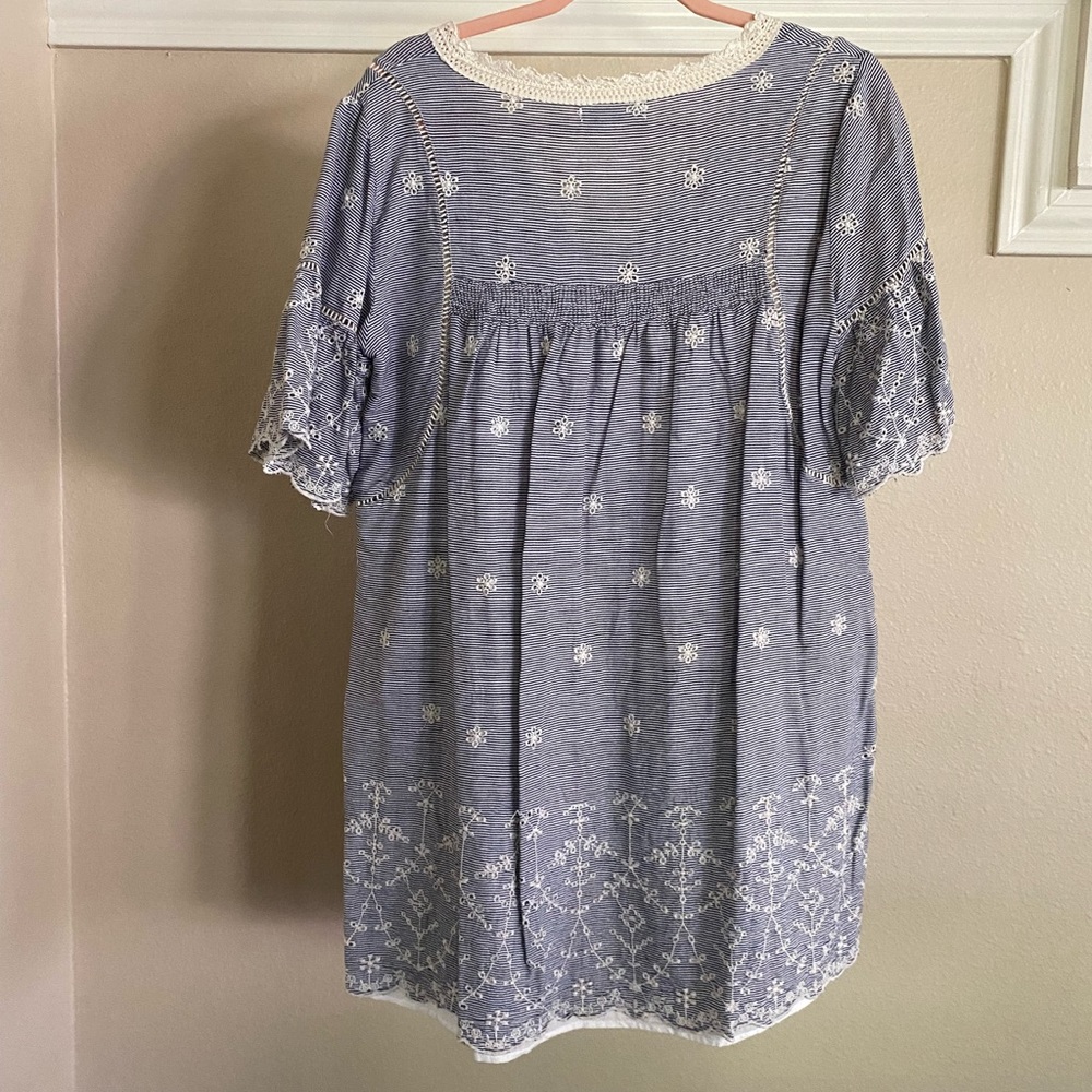 Women’s Zara Shift Dress - Picture 8 of 9